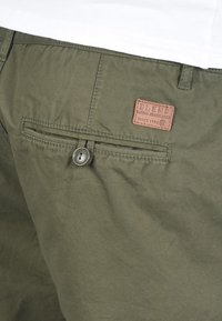 Blend BHKAITO - Kratke hlače - dusty gree