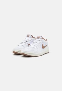 Jordan JORDAN STADIUM 90 - Sneakers basse - white/archaeo brown/legend light brown/sail