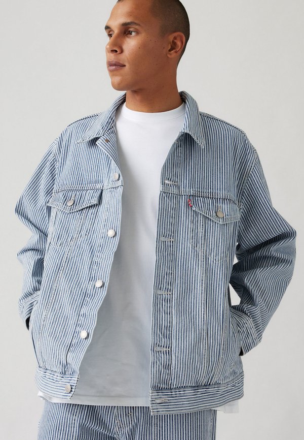 RELAXED FIT TRUCKER JACKET - Denim jacket - on the road again trucker