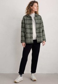 Seasalt Cornwall BEAMWIND LEAH SEAL - Lehká bunda - black leah seal check onyx