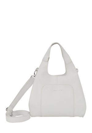 Borsa a spalla in pelle bianca con una silhouette curvata, un singolo manico superiore e una tracolla staccabile; presenta una tasca frontale e hardware minimal.