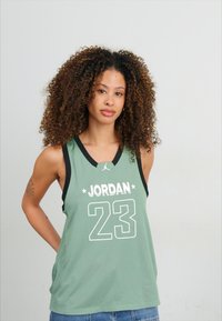 Jordan Top - jade smoke