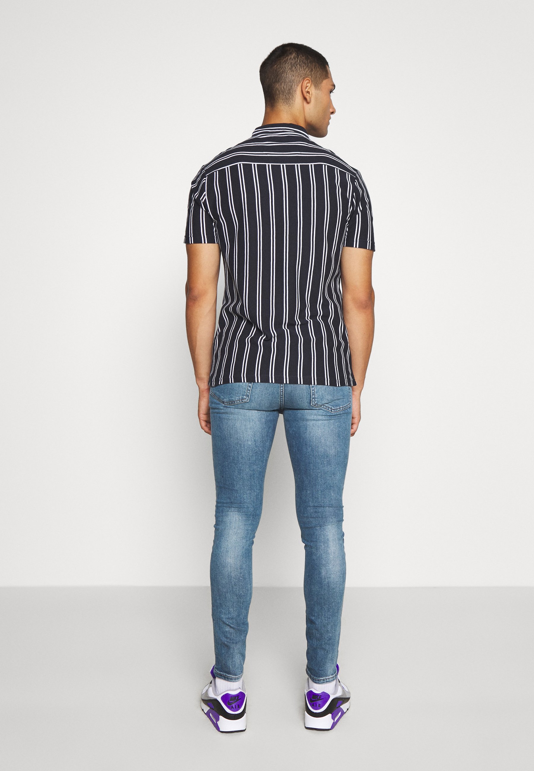New Look SPRAY ON WASH SIMON Jeans Skinny Fit mid blue New Look SPRAY ON WASH SIMON - Jeans Skinny Fit - mid blue
