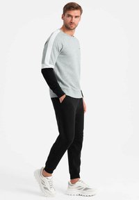 Ombre Sweatshirt - light grey melange