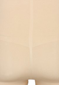Beige naadloze panty’s weergegeven, met een gladde, ribbelstructuur en een strakke pasvorm. Geen duidelijke patronen of versieringen zichtbaar.