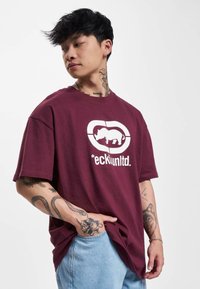 ecko unltd. JOHNRHINO - Marškinėliai su spaudiniu - cherry