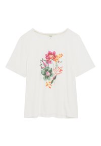 Camiseta blanca de manga corta hecha de una tela suave, con un diseño floral colorido que presenta acentos en rosa, verde y naranja en la parte delantera.