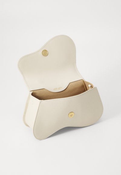 Cult Gaia KAZIA CROSSBODY - Kabelka - off white