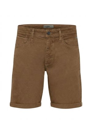 Short en jean brun, longueur genou, avec ourlets roulés, bouton devant, passants de ceinture et cinq poches, présenté sur fond blanc.