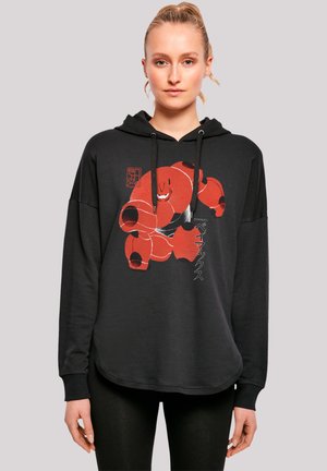 Schwarzer Hoodie mit lässiger Passform, ausgestattet mit einem großen roten Cartoon-Design auf der Vorderseite und einer Kordelzug-Detail am Kapuzenrand. Weicher Stoff.