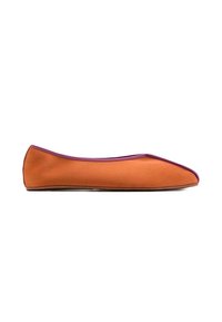 Unselected, orange