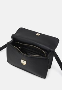 Valentino Bags SPECIAL MARTU - Torba čez telo - nero