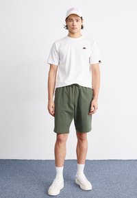 Ellesse VIPERA - Marškinėliai su spaudiniu - white/pink