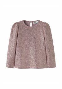 Top de manga larga rosa con una tela texturizada de brillos, cuello redondo y cierre con ojal en la parte de atrás. Acabado suave y brillante.