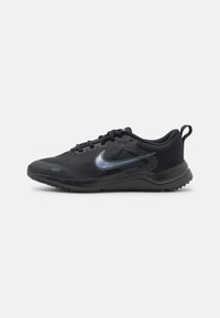 Nike Performance - DOWNSHIFTER 12 NN GS - Nevtralni tekaški čevlji - black/light smoke grey/dark smoke grey Miniaturna slika 1