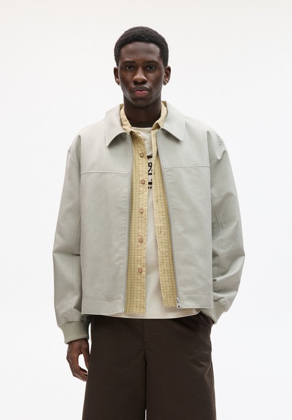 WITH COLLAR - Kunstlederjacke