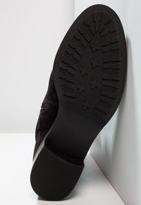 Högl Botines - black