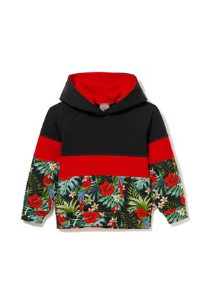 Bluza dziecięca z kapturem w czarno-czerwonych blokach kolorystycznych, z nadrukiem tropikalnego papugi i kwiatów na rękawach oraz dolnej części bluzy.