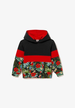 Bluza dziecięca z kapturem w czarno-czerwonych blokach kolorystycznych, z nadrukiem tropikalnego papugi i kwiatów na rękawach oraz dolnej części bluzy.