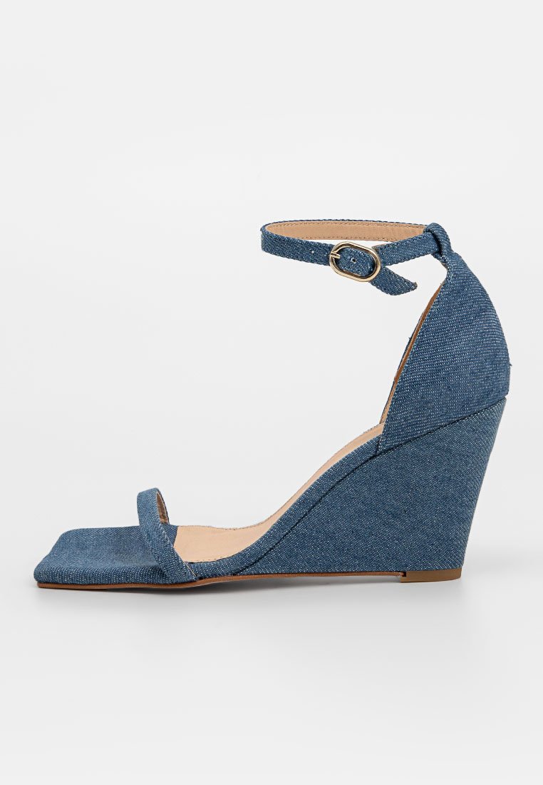 Sandalias de cuña