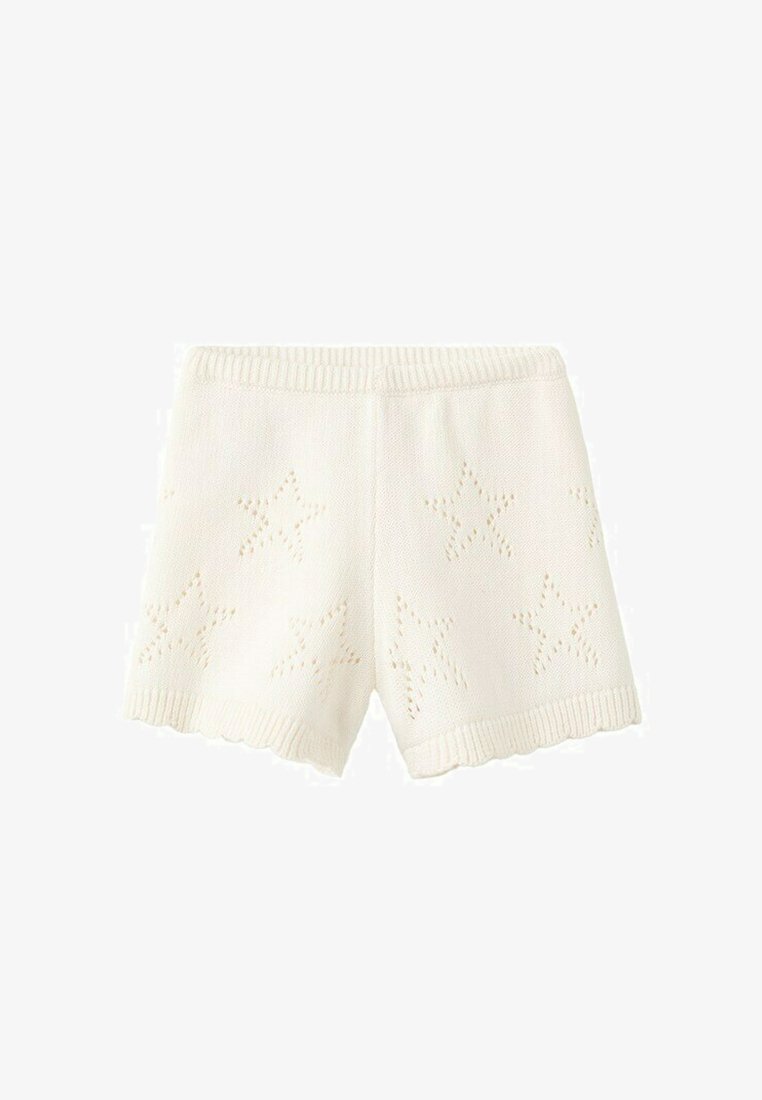 Shorts en tricot couleur crème avec des motifs en forme d'étoiles ajourées, taille et ourlets côtelés.