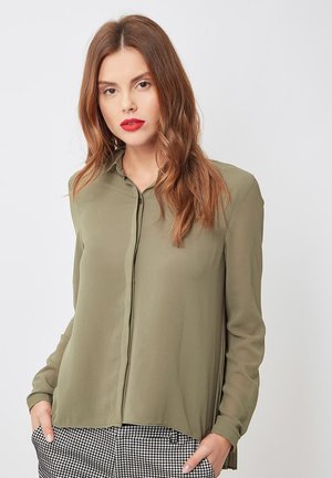 Blusa - verde kaki