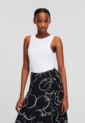 HUGO DELANOR - Camiseta Básica - Black One/negro