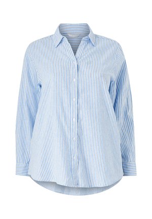 Koszula w jasnoniebiesko-białe pionowe paski z długim rękawem, zapinana na guziki, z kołnierzykiem i zaokrąglonym dołem.