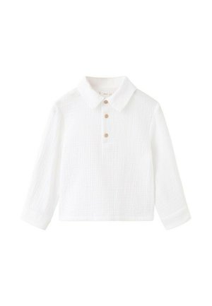 Chemise blanche à manches longues texturée avec col pointu et trois boutons en bois sur la patte de boutonnage avant.