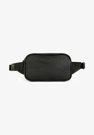 Zwarte leren schoudertas met een gestructureerd oppervlak, rechthoekige vorm, ritsluiting en een verstelbare schouderband voor comfortabel dragen.