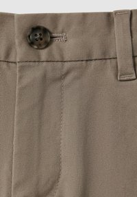 Reiss REISS WICKET CASUAL CHINO SHORTS - Chino hlače - stone