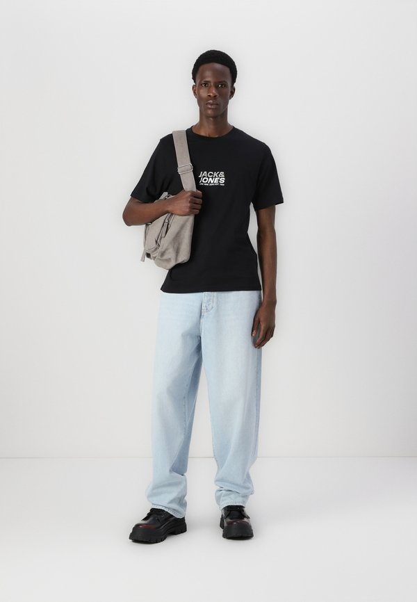 JCOTARMAC BRANDING TEE CREW NECK - Print T-shirt - tap shoe4