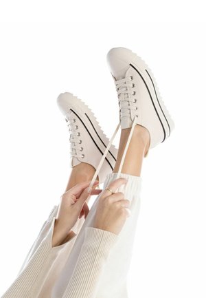 Refresh Zapatillas - beige