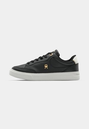 Tommy Hilfiger ESSENTIAL CHIC COURT - Sneakers low - black