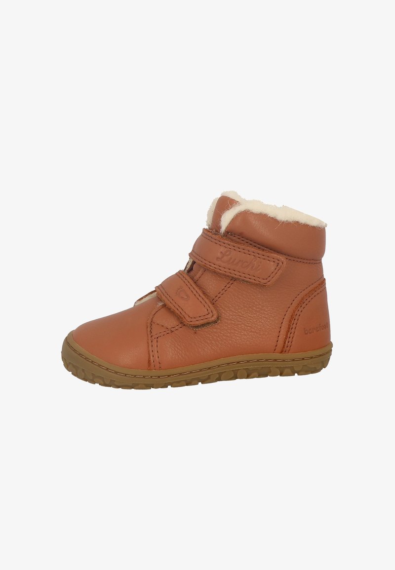 Botte pour tout-petit en cuir marron avec deux sangles velcro et doublure en polaire crème, semelle en caoutchouc avec relief antidérapant.