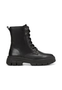 Bottines noires en cuir avec un laçage sur le devant, un col rembourré et une semelle en caoutchouc épaisse. Dispose d'une tirette à l'arrière et deœillets en métal.