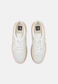 Veja V-10 - Sapatilhas - extra white/natural