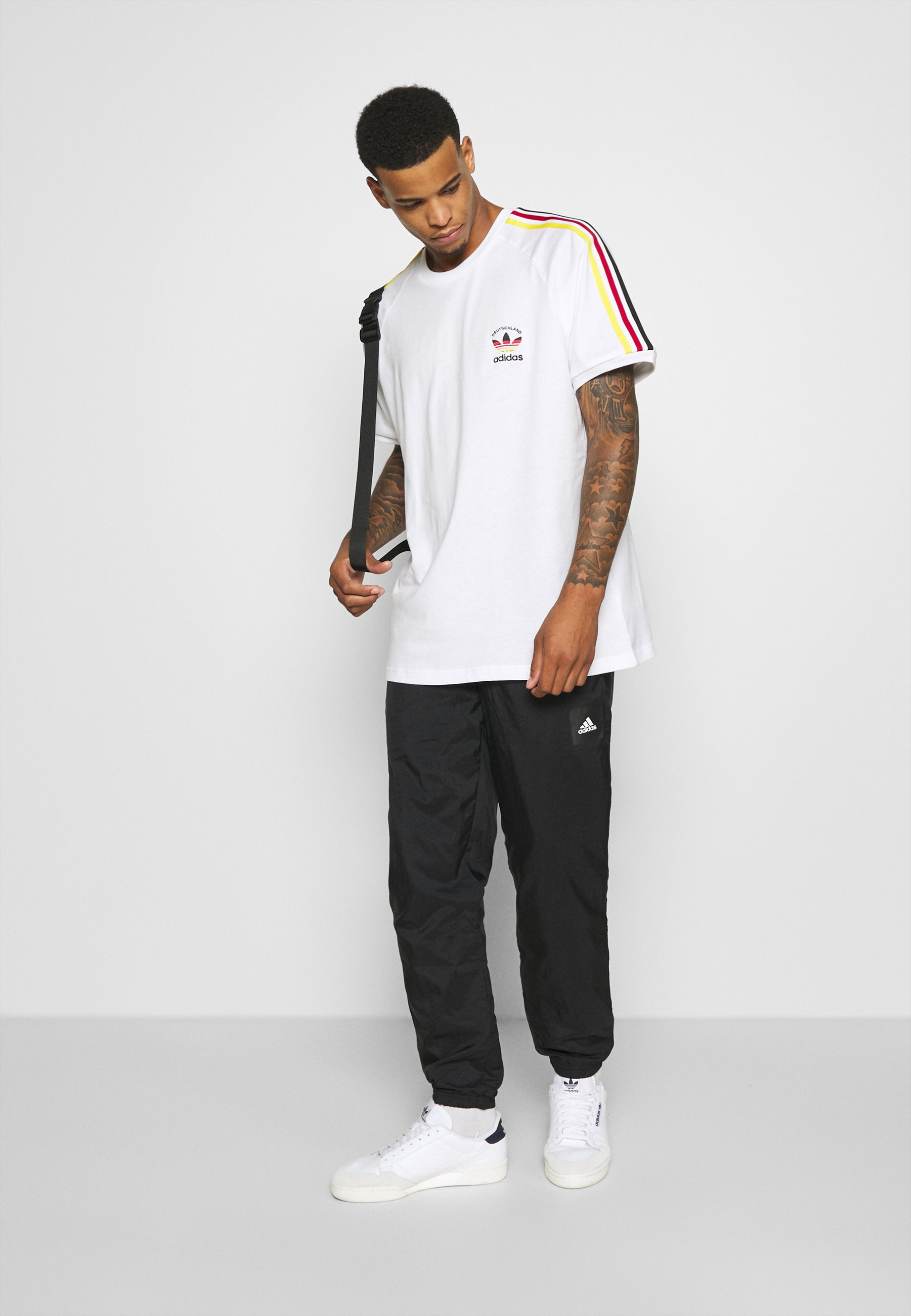 adidas Originals STRIPES SPORTS INSPIRED SHORT SLEEVE TEE adidas Originals STRIPES SPORTS INSPIRED SHORT SLEEVE TEE