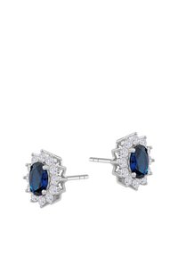 Niebieskie kolczyki wkręty z kamieniem szlachetnym, metal srebrny, owalny centralny kamień, otoczony okrągłymi, przezroczystymi kamieniami, w kwiatowym wzorze, z wyszlifowanym wykończeniem.