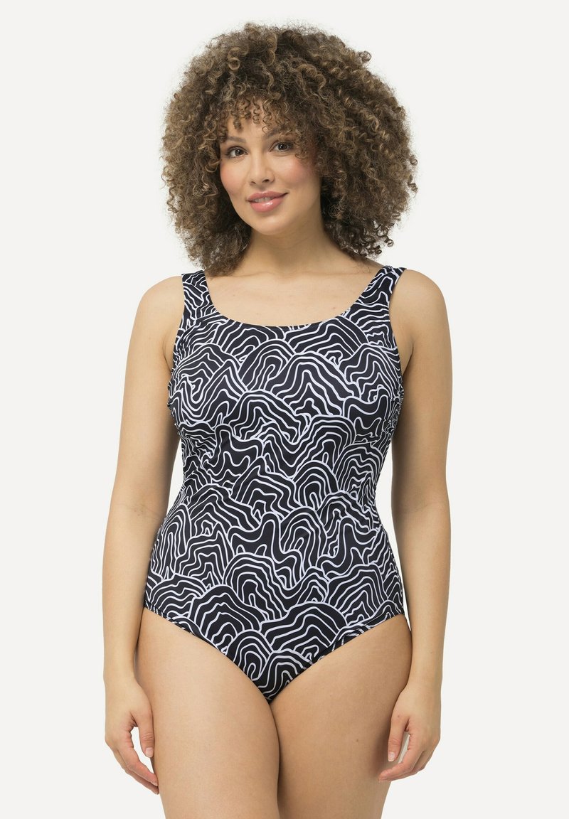Maillot de bain une pièce noir avec un motif de vagues blanches, des bretelles larges et un décolleté en forme de scoop. Fabriqué en matériau lisse et extensible.