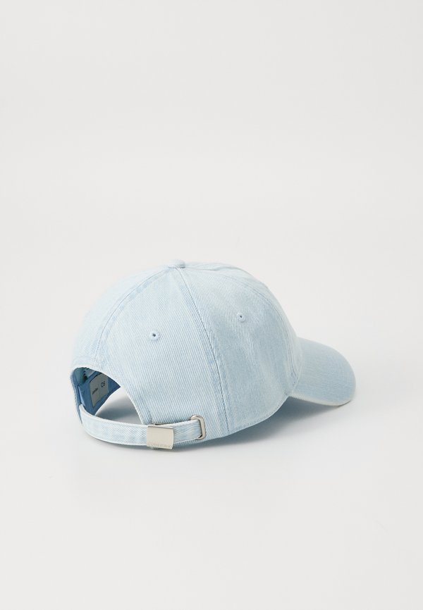 Cap - light wash denim3