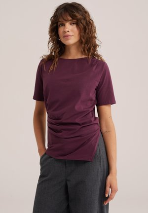 WE Fashion, WE FASHION - T-shirt basic - aubergine