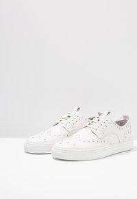 Grenson Sneakers - white