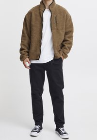 Blend Fleecejacka - brown