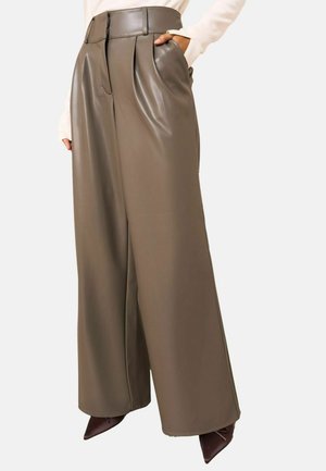 PLEATED - WIDE   - Pantaloni - chocolate brown