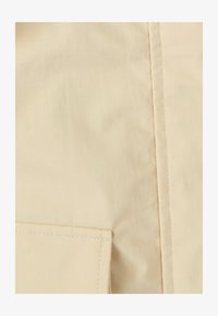 Non selezionato, brown