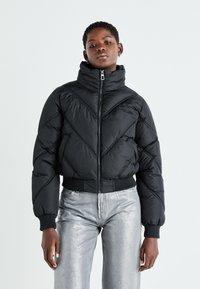 ONLY ONLTAMARA QUILTED JACKET - Winterjacke - schwarz