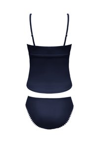 Třídítemní modrý bikini set obsahující top na ramínka s tenkými nastavitelnými popruhy a spodní díl s vlnitým okrajem. Hladký, elastický materiál.