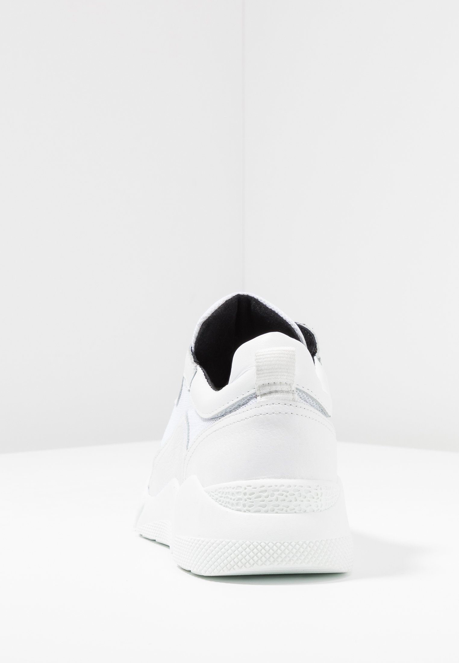 KIOMI Joggesko white Zalando.no KIOMI Joggesko white Zalando.no