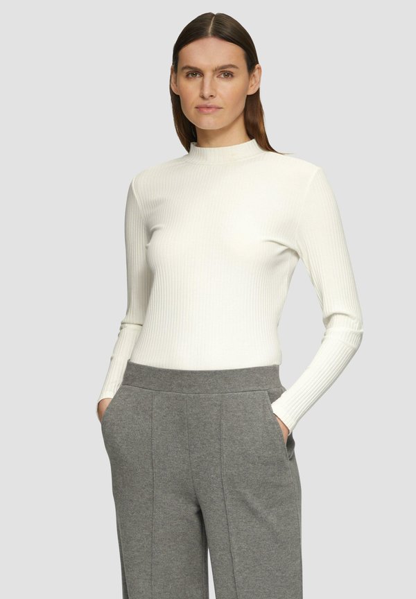 LANGARM MIT STRUKTUR UND STEHKRAGEN - Strickpullover - creme